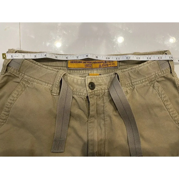 Abercrombie & Fitch Mens 32 X 10” Dark Khaki Paratroops Military Cargo Shorts - Picture 6 of 12